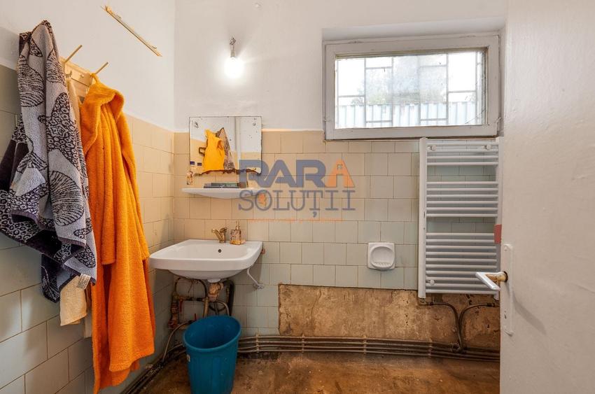 Spațiu comercial, de 450 mp, în Nord