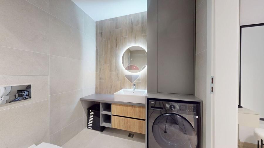 Apartament cu 2 camere semidecomandat în Tractorul