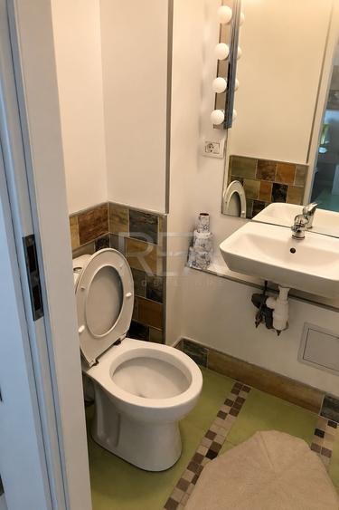 Apartament cu 3 camere semidecomandat, mobilat în Ștefan cel Mare