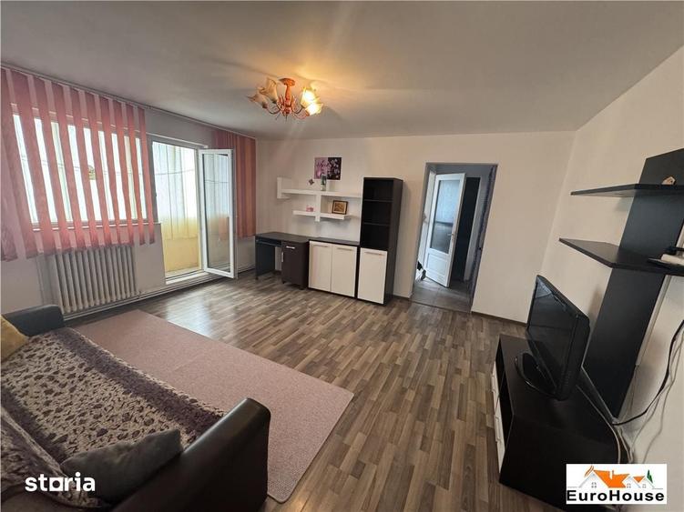 Apartament cu 2 camere în Cetate