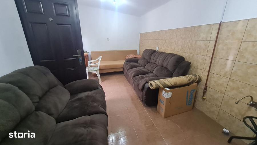 Casă cu Teren 255 Mp în Cristian