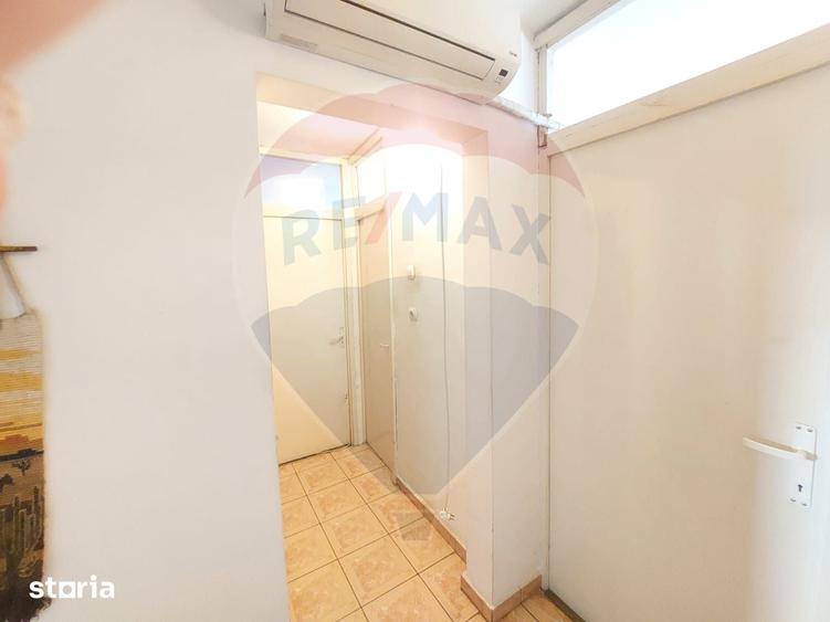 Apartament cu 7 camere în Central