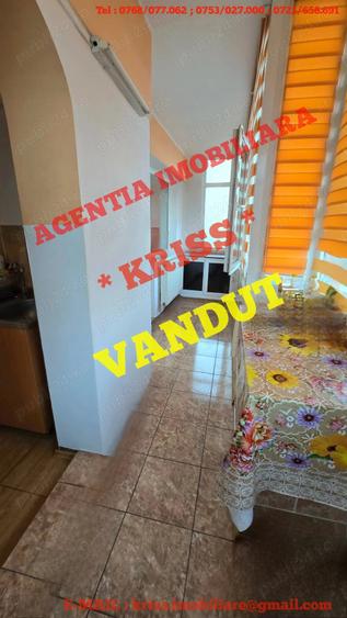 Apartament cu 4 camere decomandat în Găvana