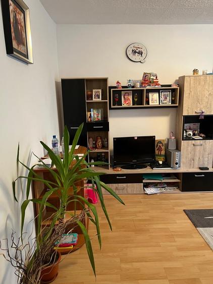 Apartament cu 2 camere nedecomandat, mobilat în Mihai Bravu