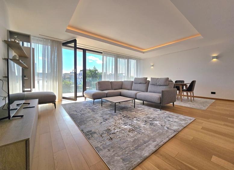 Apartament cu 3 camere în Primăverii