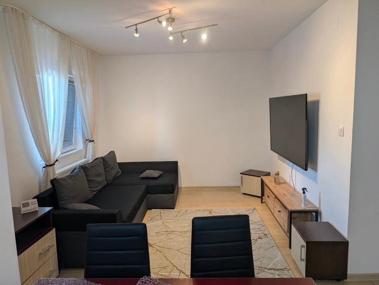 Apartament cu 3 camere decomandat, mobilat în Braytim