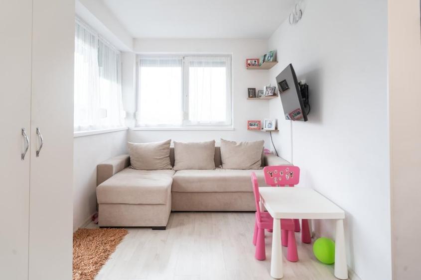 Apartament cu 3 camere semidecomandat, mobilat în Florești — fotografia 3