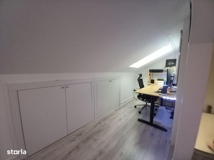Casă cu 3 camere în Glina