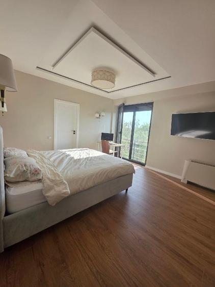 Apartament cu 4 camere, mobilat în Central