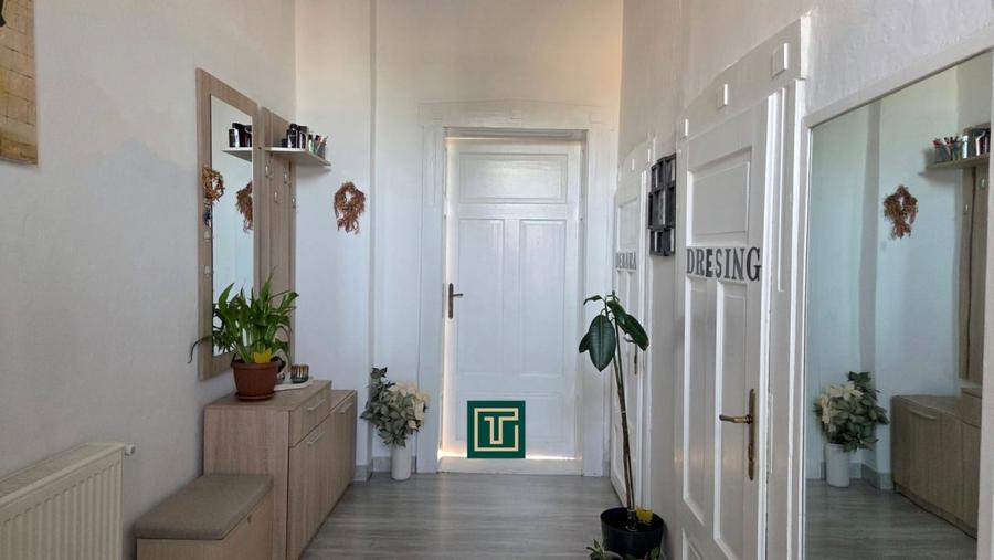 Apartament cu 2 camere, mobilat în Fabric