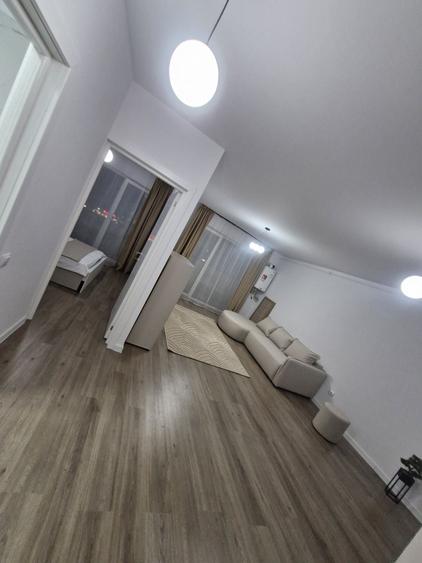 Apartament cu 2 camere decomandat în Florești