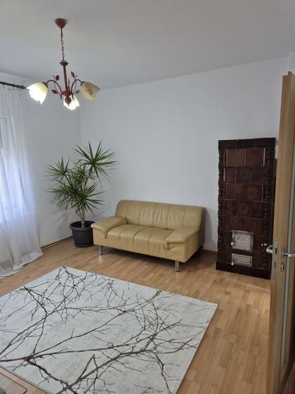 Casă cu 4 camere în Ghiroda