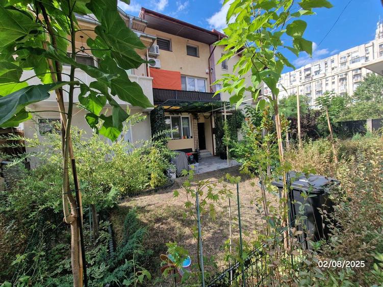 Apartament cu 3 camere decomandat în Timpuri Noi