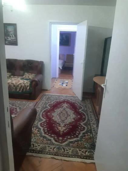 Apartament cu 2 camere semidecomandat în Brazda lui Novac
