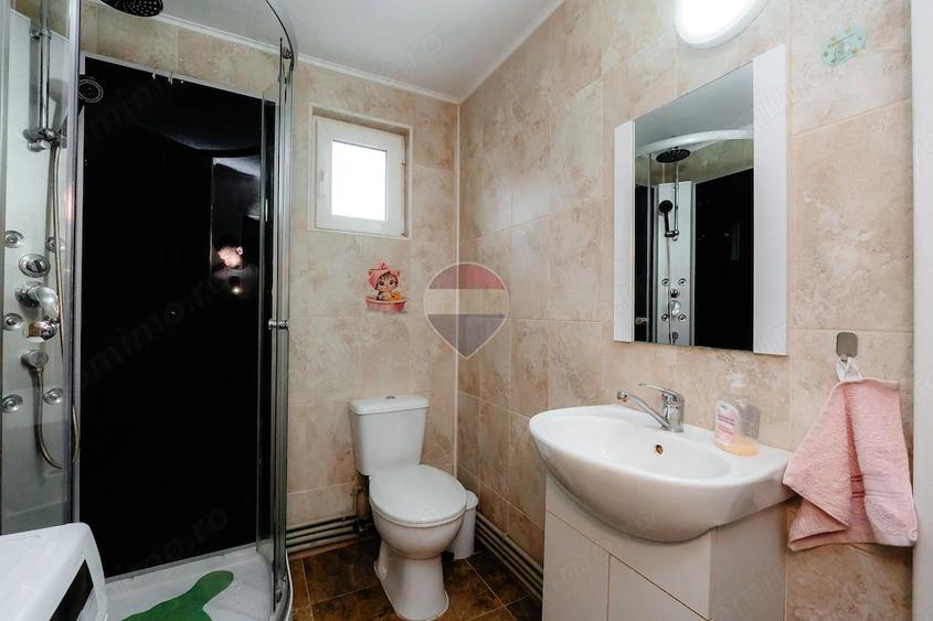 Casă cu Teren 1800 Mp în Udeni-Zăvoi