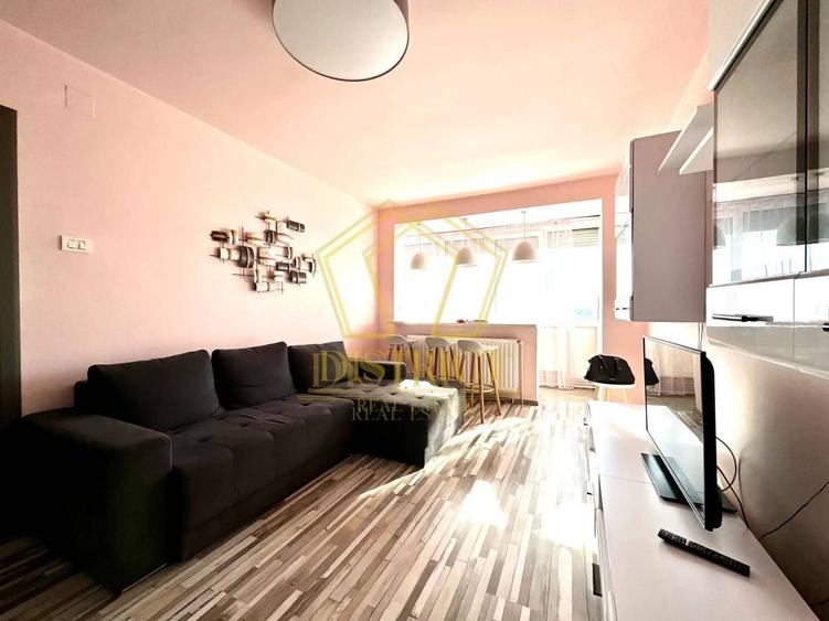 Apartament cu 3 camere decomandat în Complex Studențesc