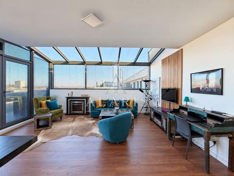 Apartament cu 3 camere semidecomandat, mobilat în Torontalului
