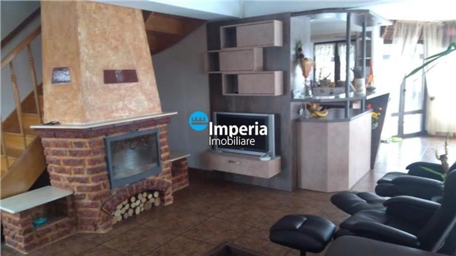 Casă individuală cu 5 camere cu Piscina în Breazu