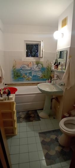 Apartament cu 2 camere decomandat în Girocului