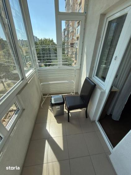 Apartament cu 3 camere semidecomandat în Mărășești
