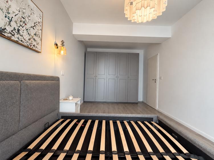 Apartament cu 2 camere decomandat în Lipovei