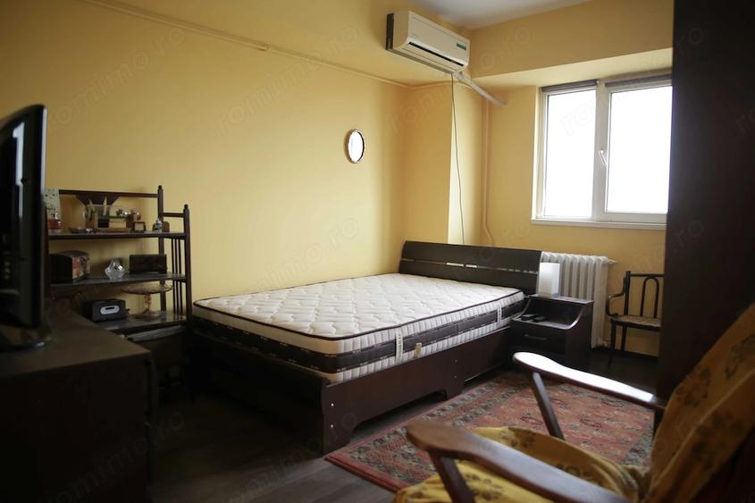 Apartament cu 4 camere decomandat în Colentina