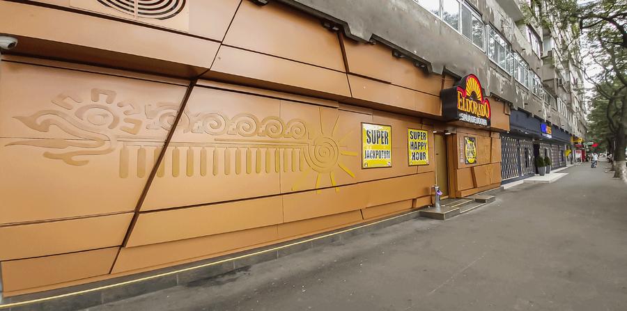 Spațiu comercial, de 207.99000549316 mp, în P-ța Gorjului