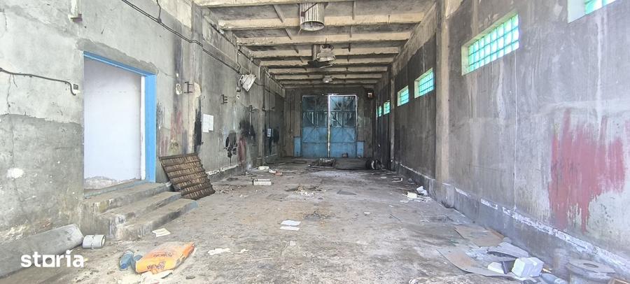 Spațiu comercial, de 240 mp, în Central