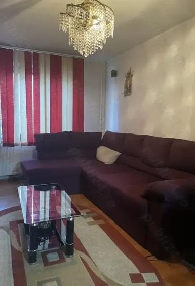 Apartament cu 3 camere decomandat, mobilat în Rahova
