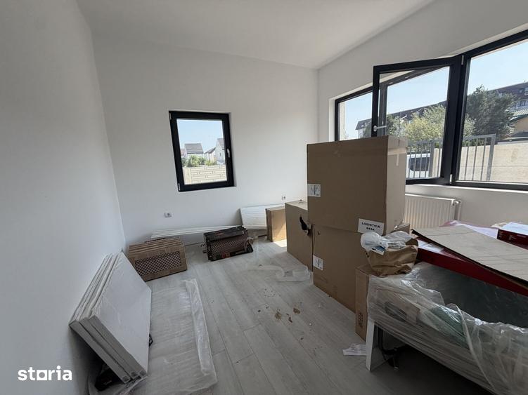 Casă cu 5 camere cu Teren 140 Mp în Central