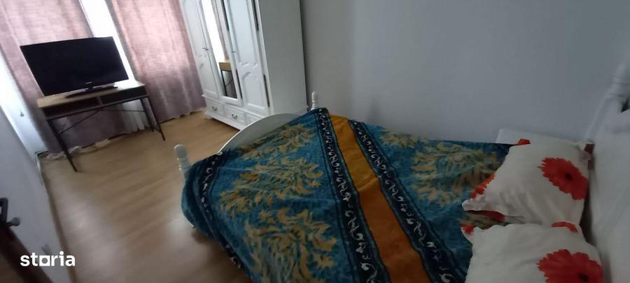 Apartament cu 2 camere decomandat, mobilat în Decebal