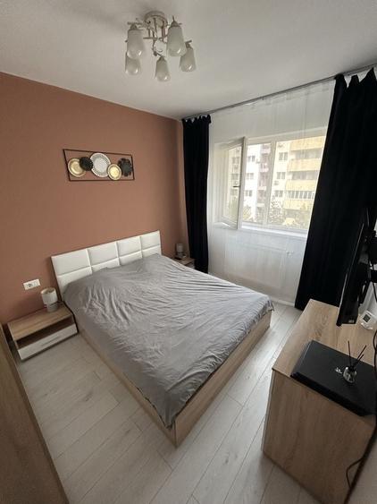 Apartament cu 2 camere decomandat în Berceni