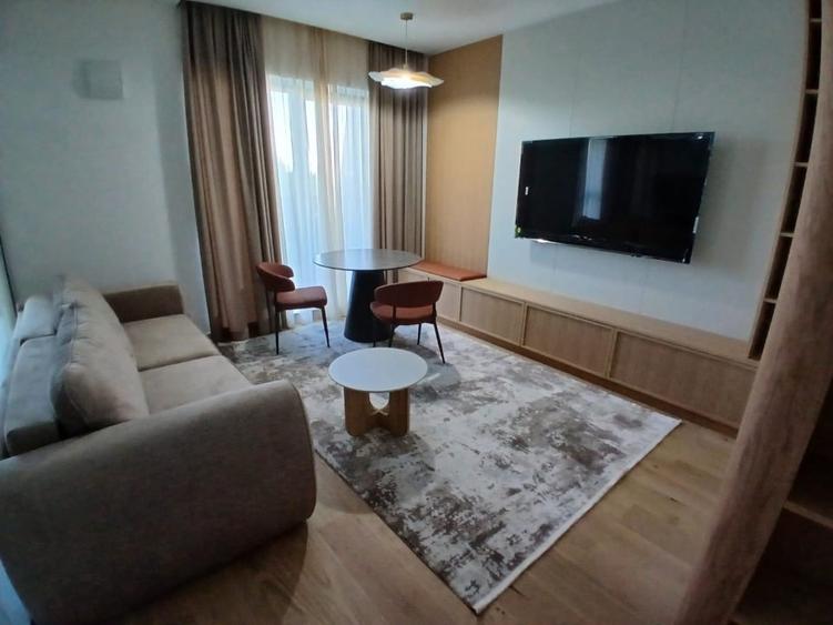 Apartament cu 2 camere decomandat, mobilat în Aviației