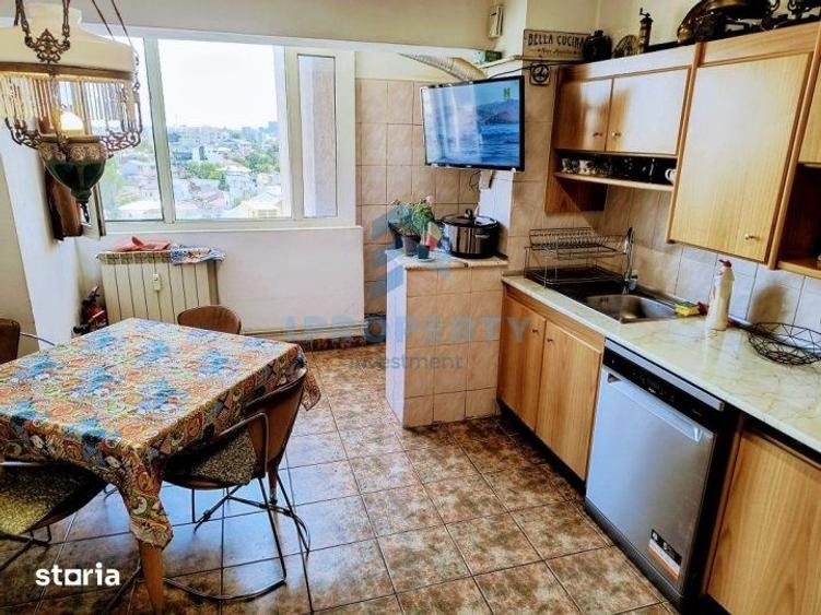 Apartament cu 4 camere, mobilat în Ștefan cel Mare