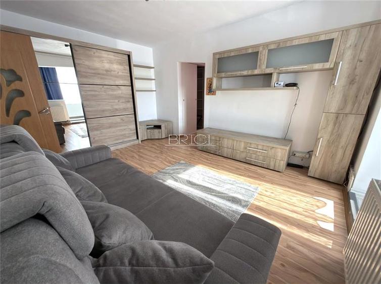 Apartament cu 2 camere semidecomandat, mobilat în Astra