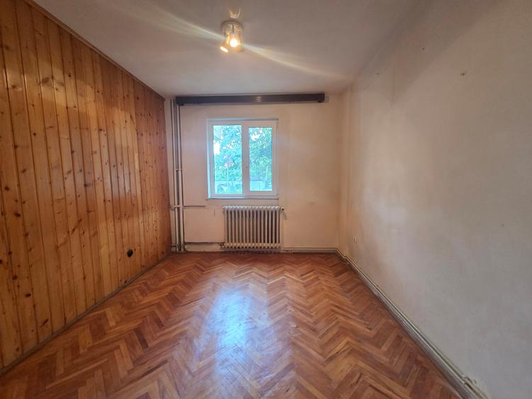 Apartament cu 3 camere decomandat în Gheorgheni