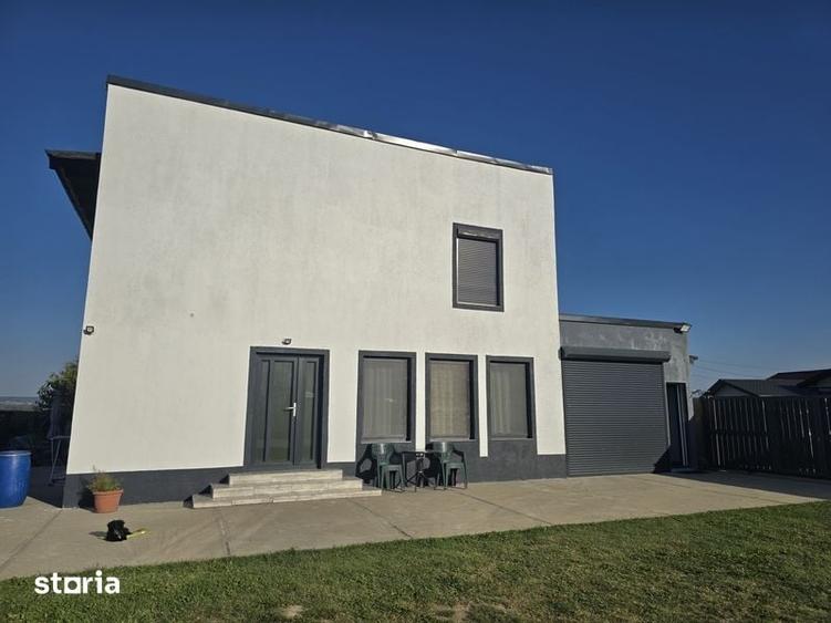 Casă cu 4 camere cu Teren 125 Mp în Central