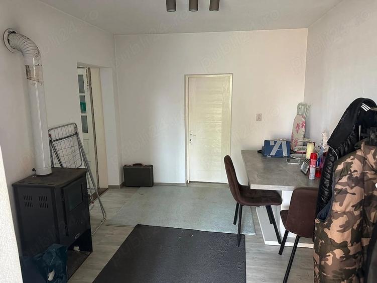 Casă cu 3 camere cu Teren 11510 Mp în Bratova
