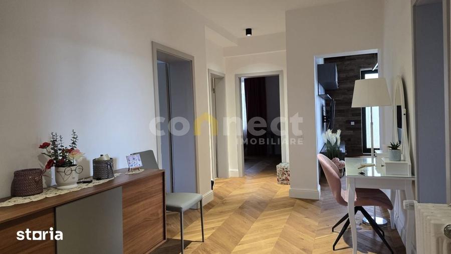 Apartament cu 4 camere în Central