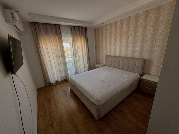 Apartament cu 3 camere decomandat în Ștefăneștii de Jos