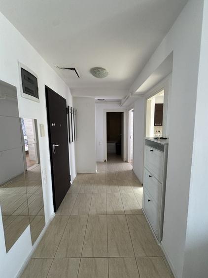 Apartament cu 2 camere decomandat în Tunari