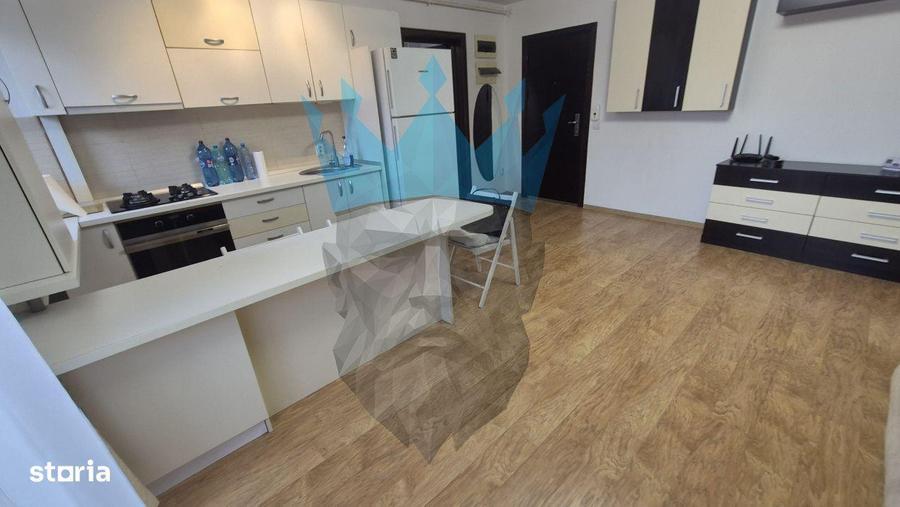 Apartament cu 3 camere, mobilat în Vitan