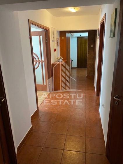 Apartament cu 4 camere decomandat, mobilat în Șagului