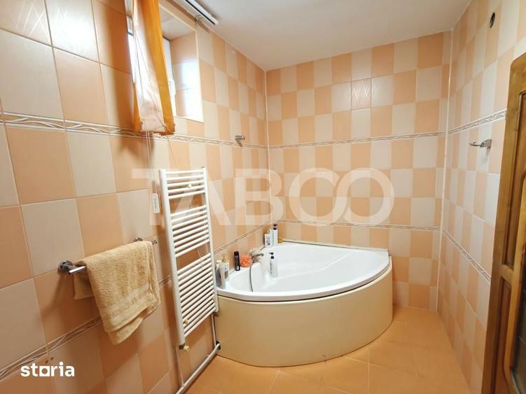 Casă cu 4 camere cu Teren 228 Mp în Turnișor