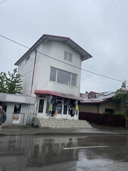 Spațiu comercial, de 130 mp, în Central
