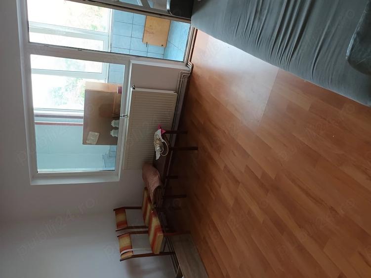 Apartament cu 3 camere decomandat în Ghermănești