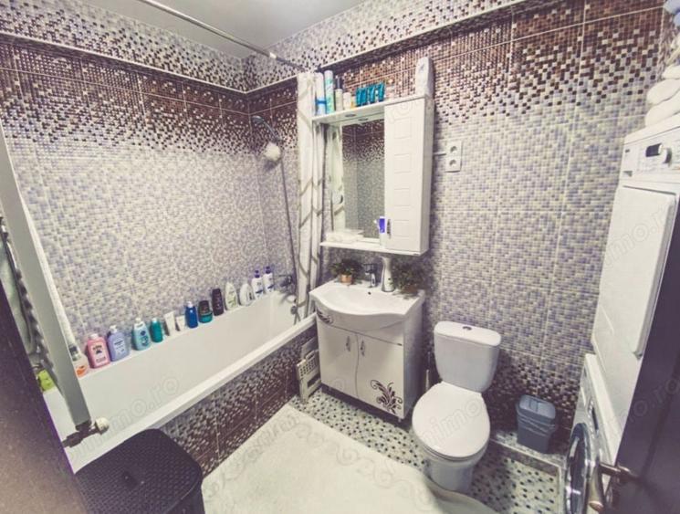Apartament cu 2 camere decomandat în Bartolomeu