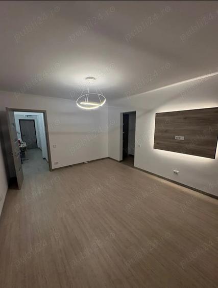 Apartament cu 2 camere decomandat în Drumul Taberei