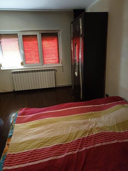 Apartament cu 2 camere decomandat în Sârbi