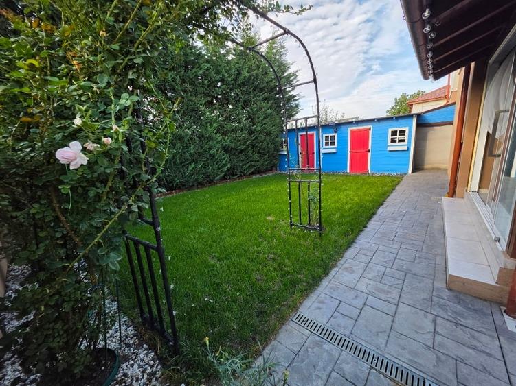 Duplex cu 4 camere cu Teren 276 Mp în Urseni